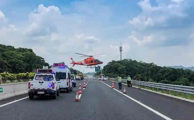 南丹高速公路汽车救援案例
