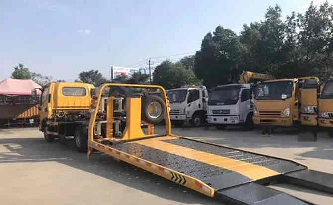 南丹汽车中途维修案例